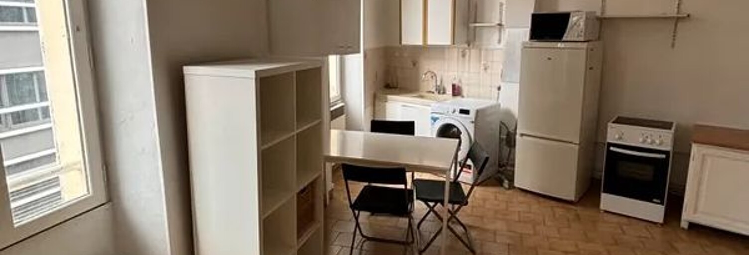Appartement 1 Pièce 29 m² à louer à Marseille 8 (13008)