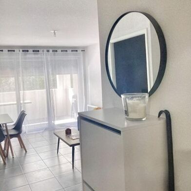 Appartement 2 pièces 880 €