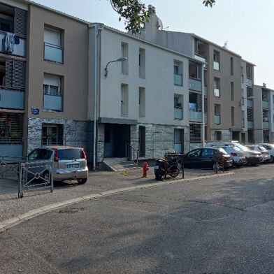 Appartement 3 pièces 688 €