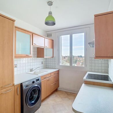 Appartement 4 pièces 177000 €