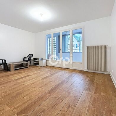 Appartement 3 pièces 79900 €
