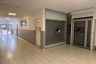 Commerce  168000 €