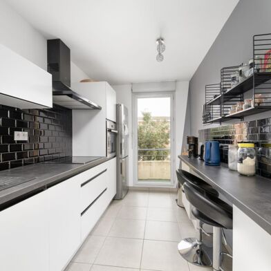 Appartement 3 pièces 159900 €