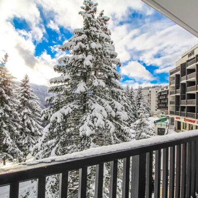 Appartement 4 pièces 342528 €