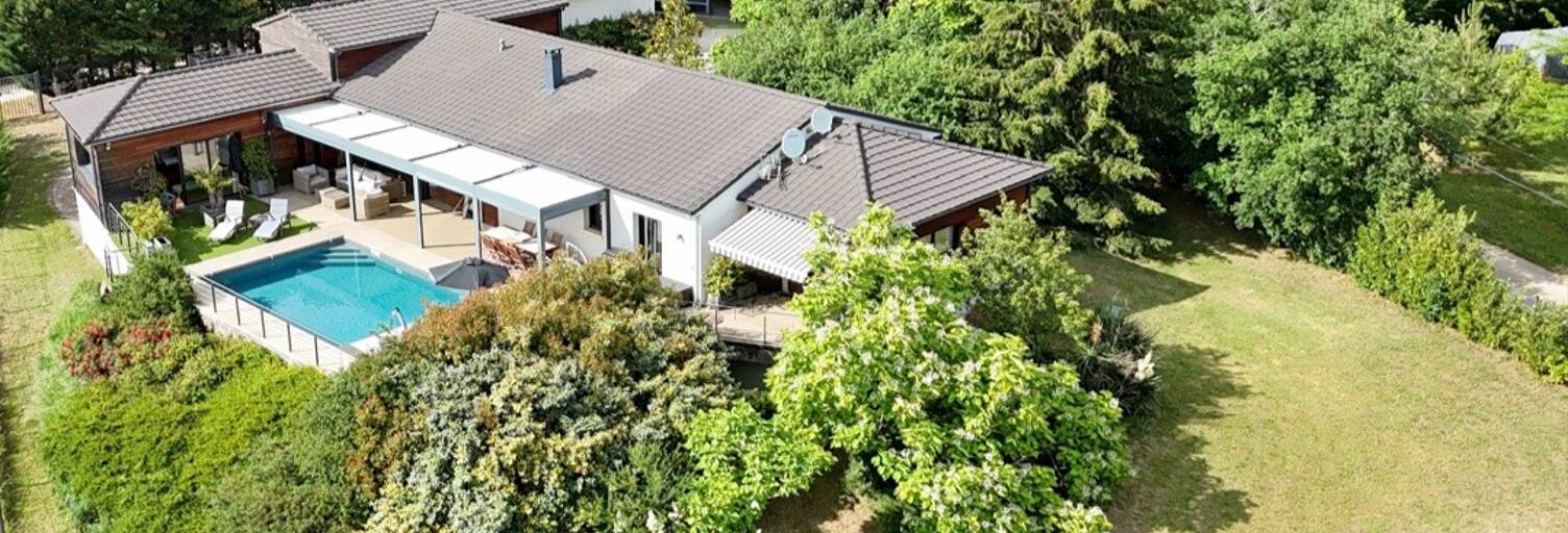 Maison 8 Pièces 243 m² à vendre à Auriac-du-Périgord (24290)