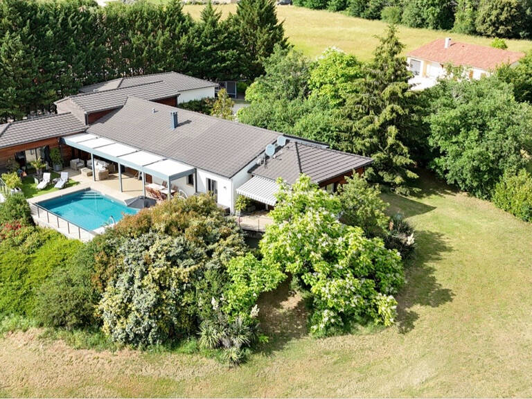 Maison Auriac Du Perigord 8 pièce(s) 243.76 m2 — photo 1