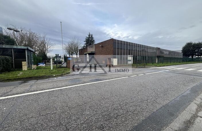 A vendre 3000m2 de locaux d'Activités — photo 3