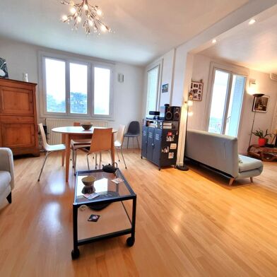 Appartement 3 pièces 136000 €