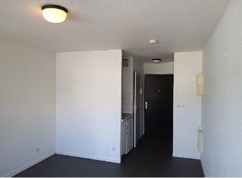 Photo Location Studio 20 m² à Lyon 7 521 ¤ CC /mois image 1/3