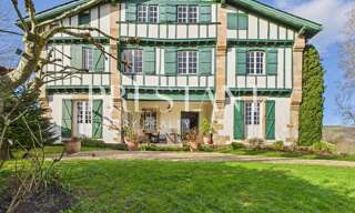 Maison 14 Pièces 650 m² à vendre à Sare (64310)