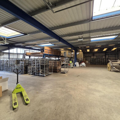 Commerce  3626000 €