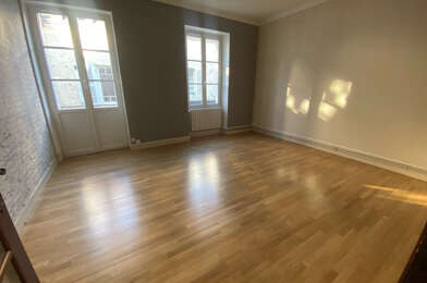 Appartement 3 pièces 550 €
