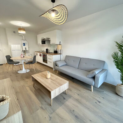 Appartement 2 pièces 750 €