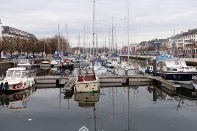 Appartement 8 pièces 472000 €