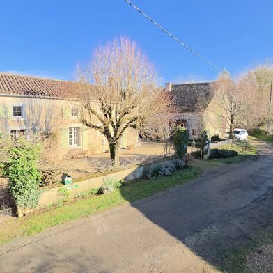 Maison 17 pièces 498160 €