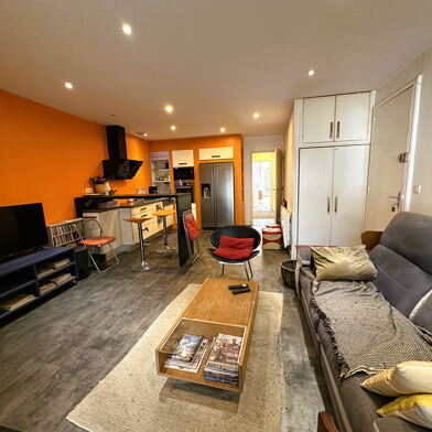 Appartement 3 pièces 213600 €