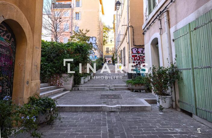 DUPLEX AU PANIER - Appartement T2 de 53m2 - 13002 LE PANIER — photo 5