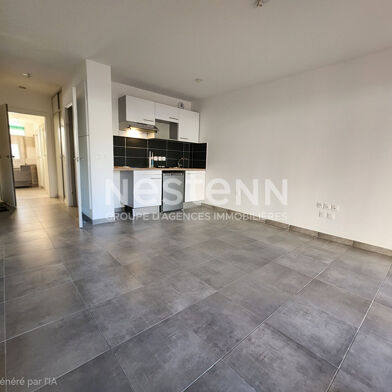 Appartement 2 pièces 810 €