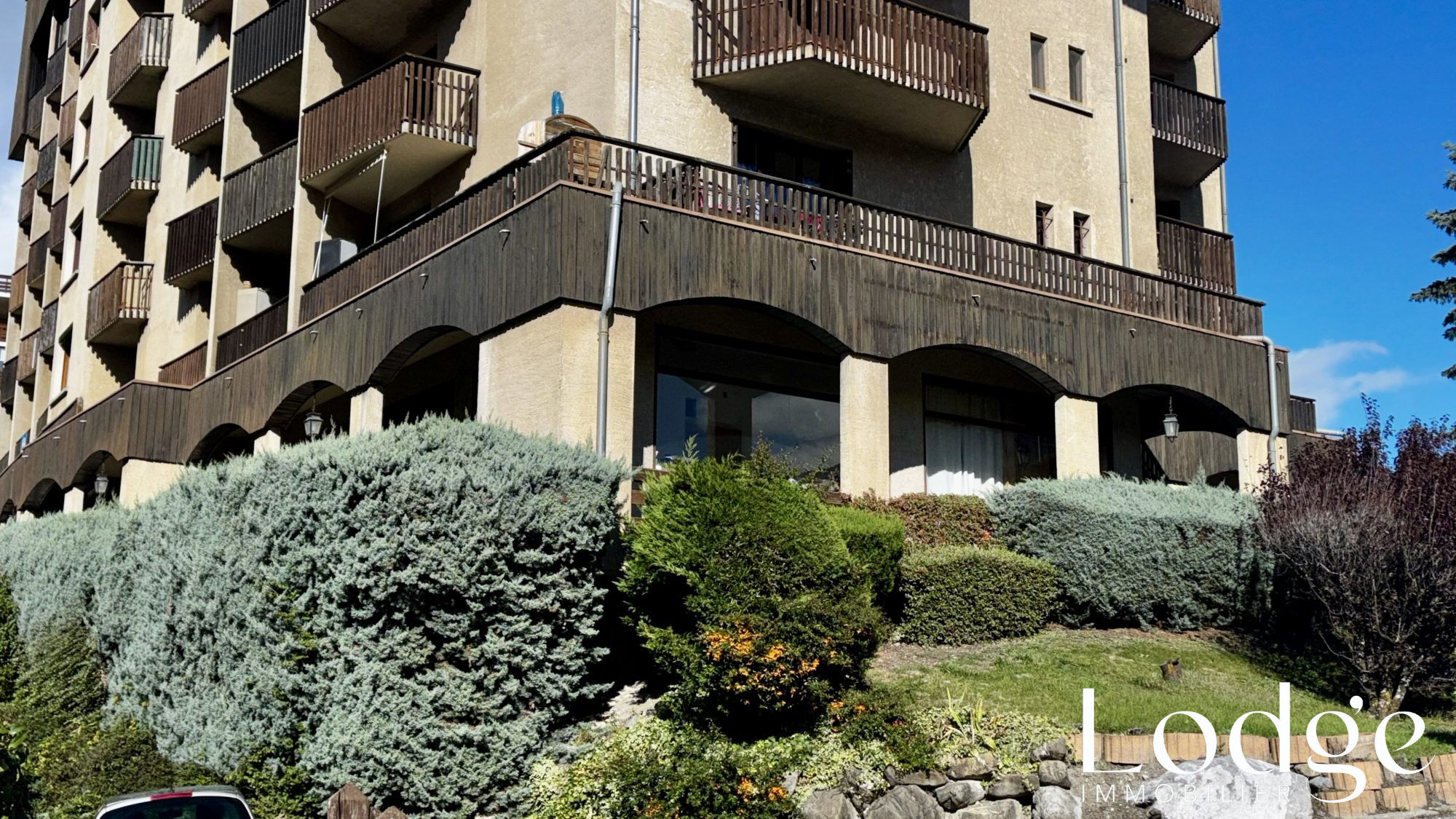 Immeuble  à vendre Embrun 05200