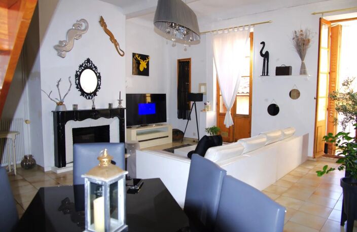 EXCLUSIVITÉ – DRAGUIGNAN CENTRE DUPLEX HAUSSMANNIEN T6 – 1er ÉTAGE – CAVES — photo 5