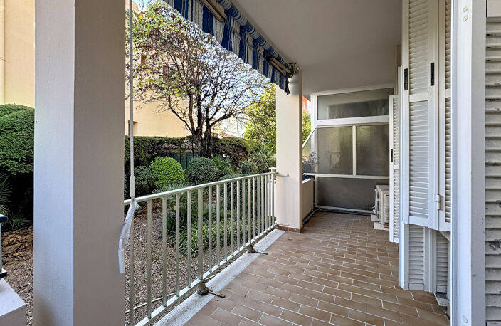 APPARTEMENT TERRASSE PROCHE MER — photo 2