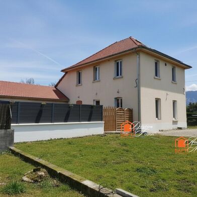 Maison 10 pièces 450000 €