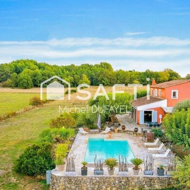 Maison 6 pièces 900000 €