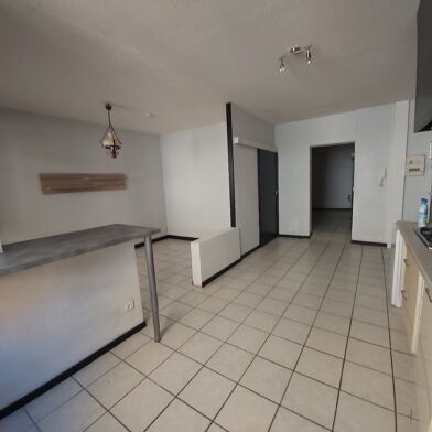 Appartement 1 pièces 450 €