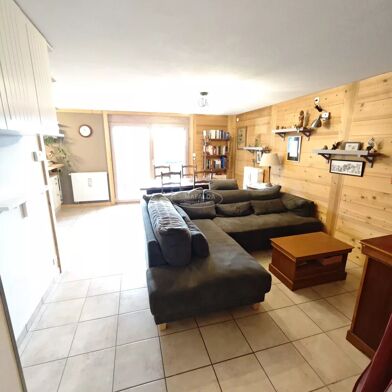 Appartement 3 pièces 254000 €