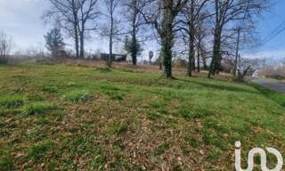 Terrain  840 m² à vendre à Saint-Cyr-la-Roche (19130)