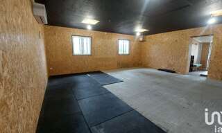 Bureau  60 m² à louer à Lamothe-Montravel (24230)