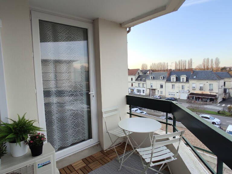 BEL APPARTEMENT AVEC BALCON PROCHE CENTRE VILLE — photo 1