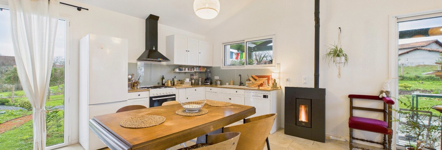 Maison 3 Pièces 77 m² à vendre à Guiche (64520)