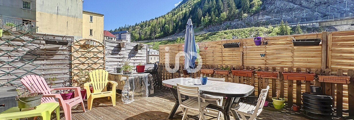 Appartement 7 Pièces 146 m² à vendre à Hauts de Bienne (39400)