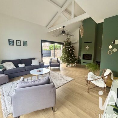 Maison 7 pièces 700000 €