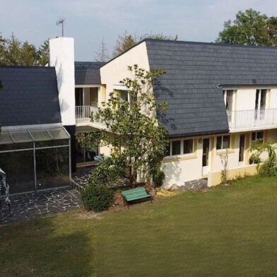 Maison 14 pièces 530000 €