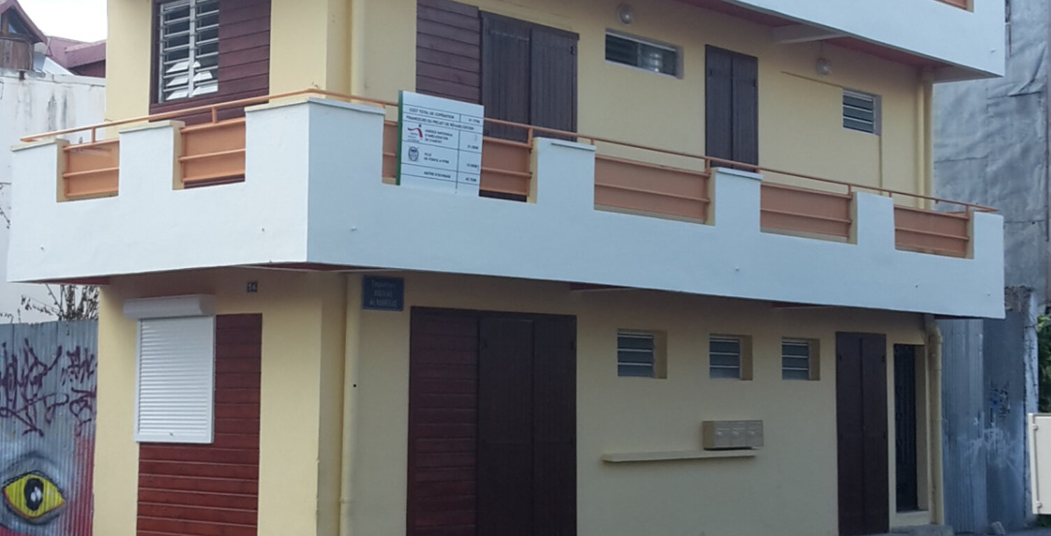 En exclusivité ! Immeuble situé à proximité du port de Point — photo 1