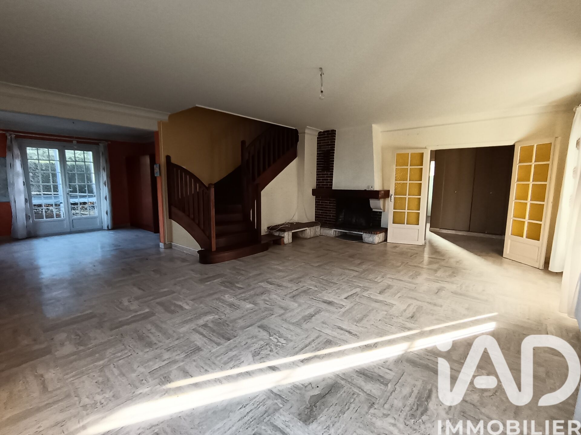 Thouars - 175m² - 7p. - 4ch.