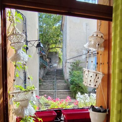 Appartement 5 pièces 109000 €