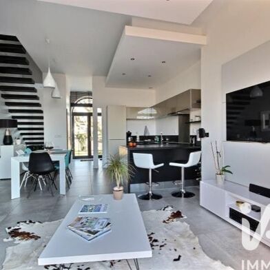 Appartement 4 pièces 279000 €