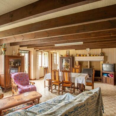 Maison 8 pièces 223650 €