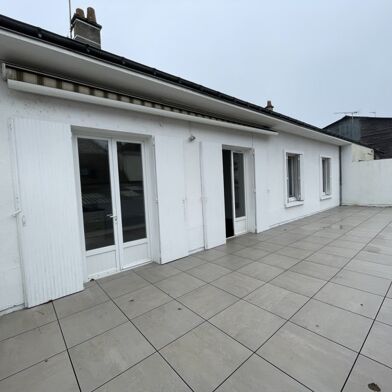 Appartement 7 pièces 296520 €