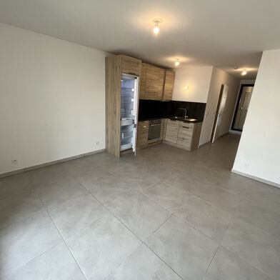 Appartement 1 pièces 610 €