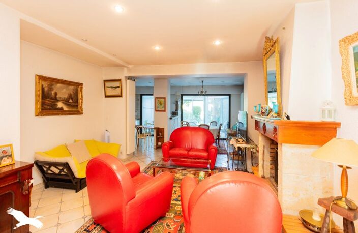 Maison de ville de 6 pièces principales — photo 2