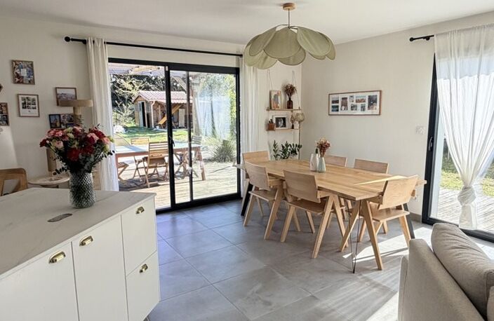 Contemporaine de 5 pièces principales — photo 2