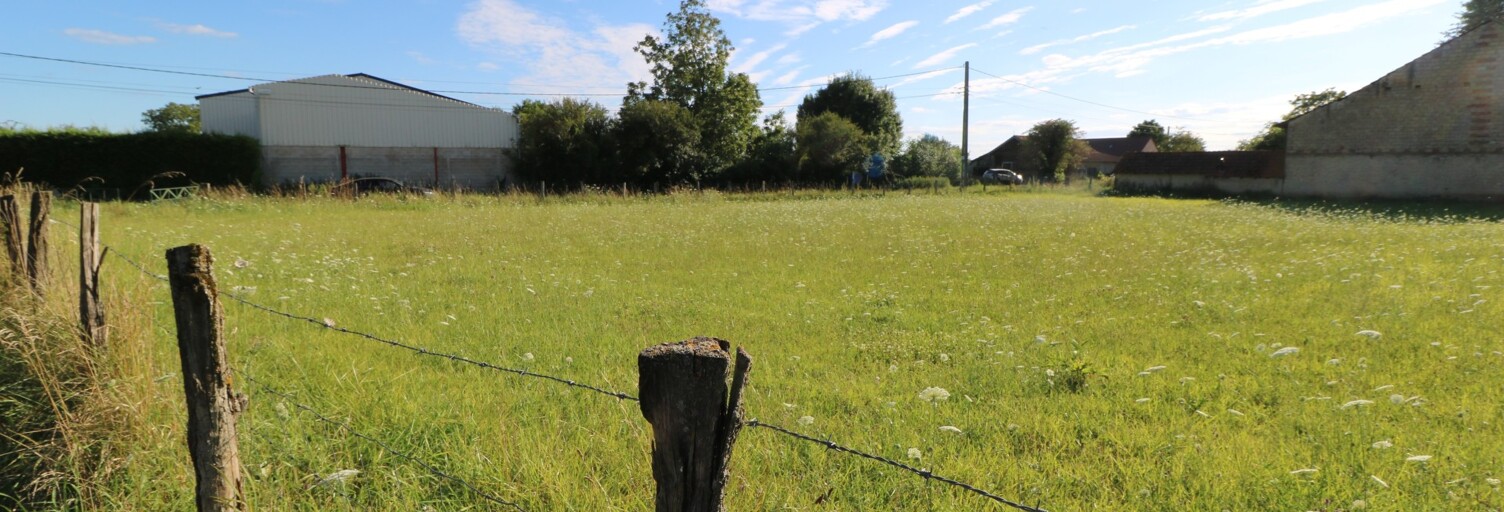 Terrain  1542 m² à vendre à Chaussin (39120)