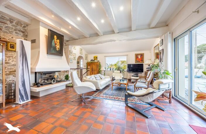 Maison en pierre de 6 pièces principales — photo 3