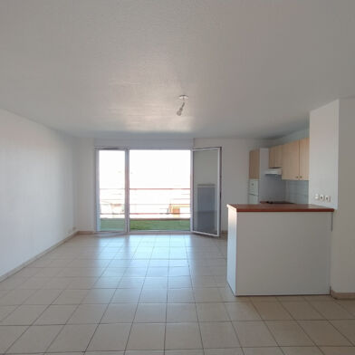 Appartement 3 pièces 705 €