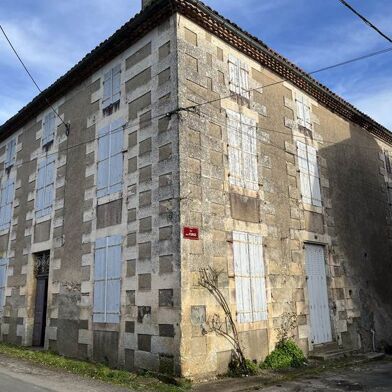 Maison 7 pièces 61600 €