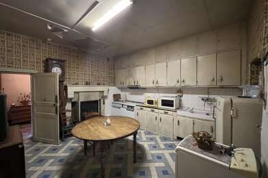 Maison 7 pièces 61600 €